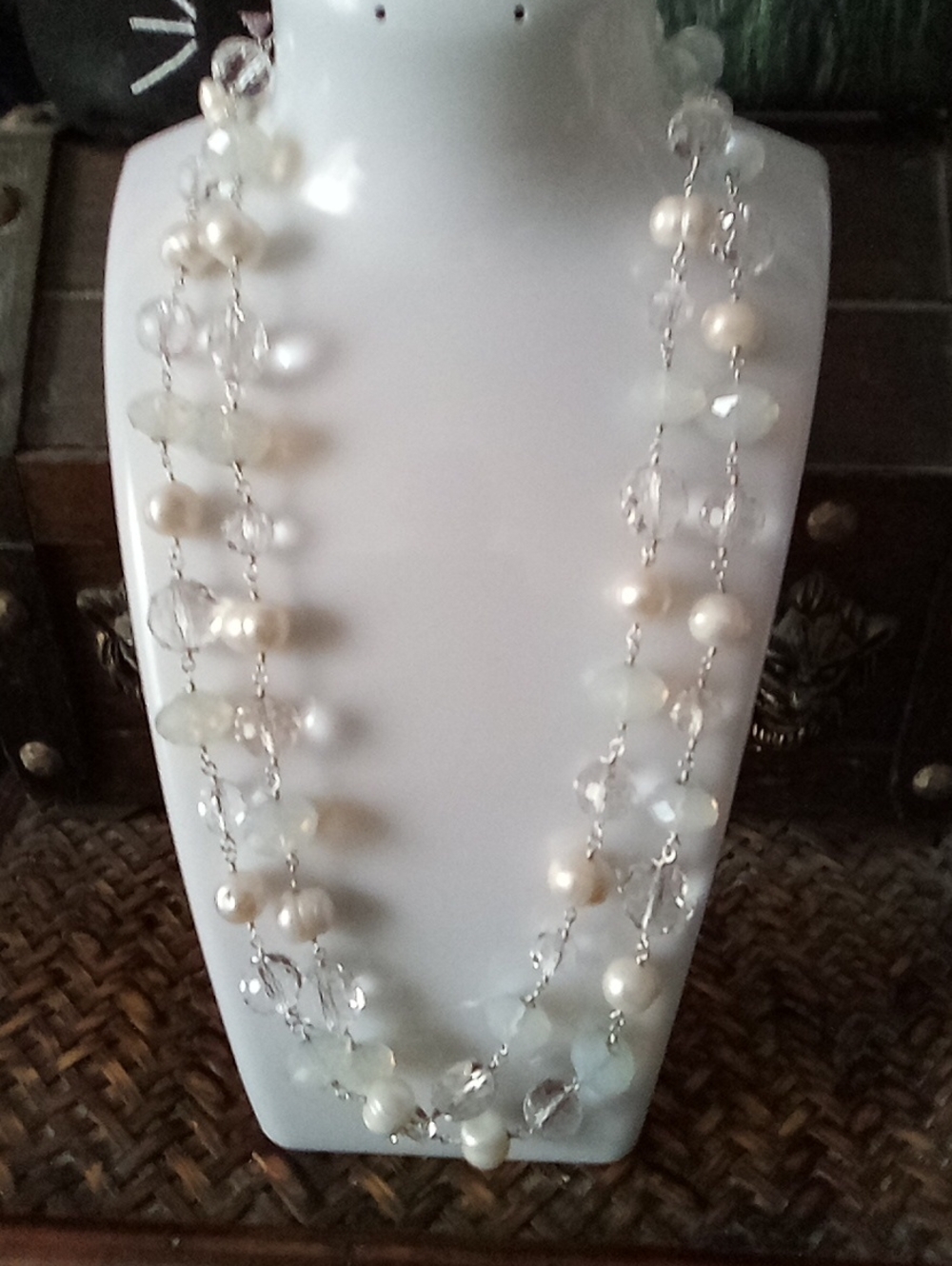 Pearl and Crystal Beaded Necklace in White Vintage